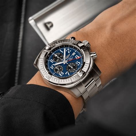 breitling avenger chronograph wrist|pre owned breitling avenger.